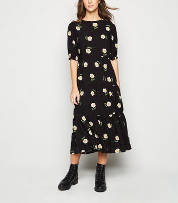 Black Daisy Floral Puff Sleeve Tiered ...